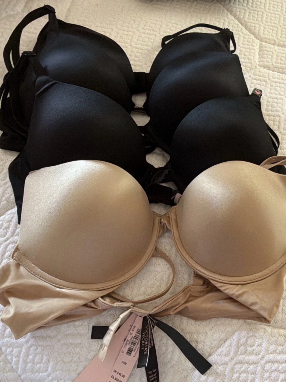 Victoria's Secret BNWT- Very Sexy Push Up - Black & Nude - lot of 4 set